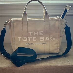 Marc Jacobs The Tote Bag